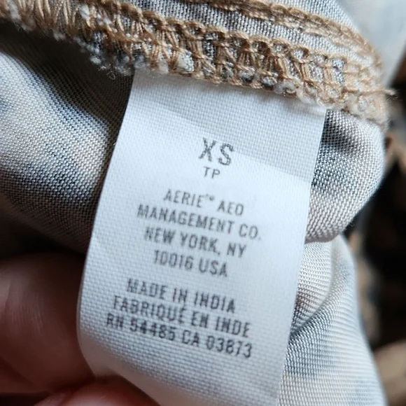 NWT aerie tan and black leopard print shorts size womans xs - Picture 5 of 9